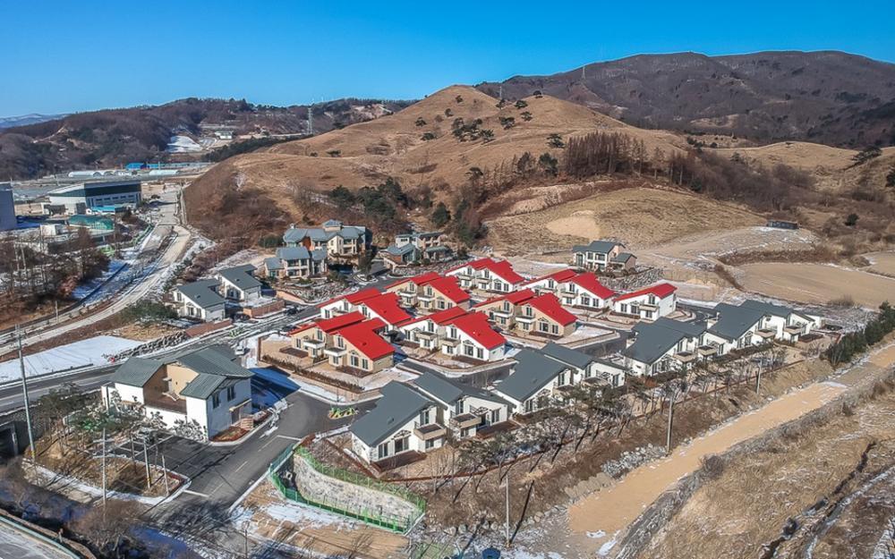 Le Comte Bleu Hotel พยองซาง ภายนอก รูปภาพ